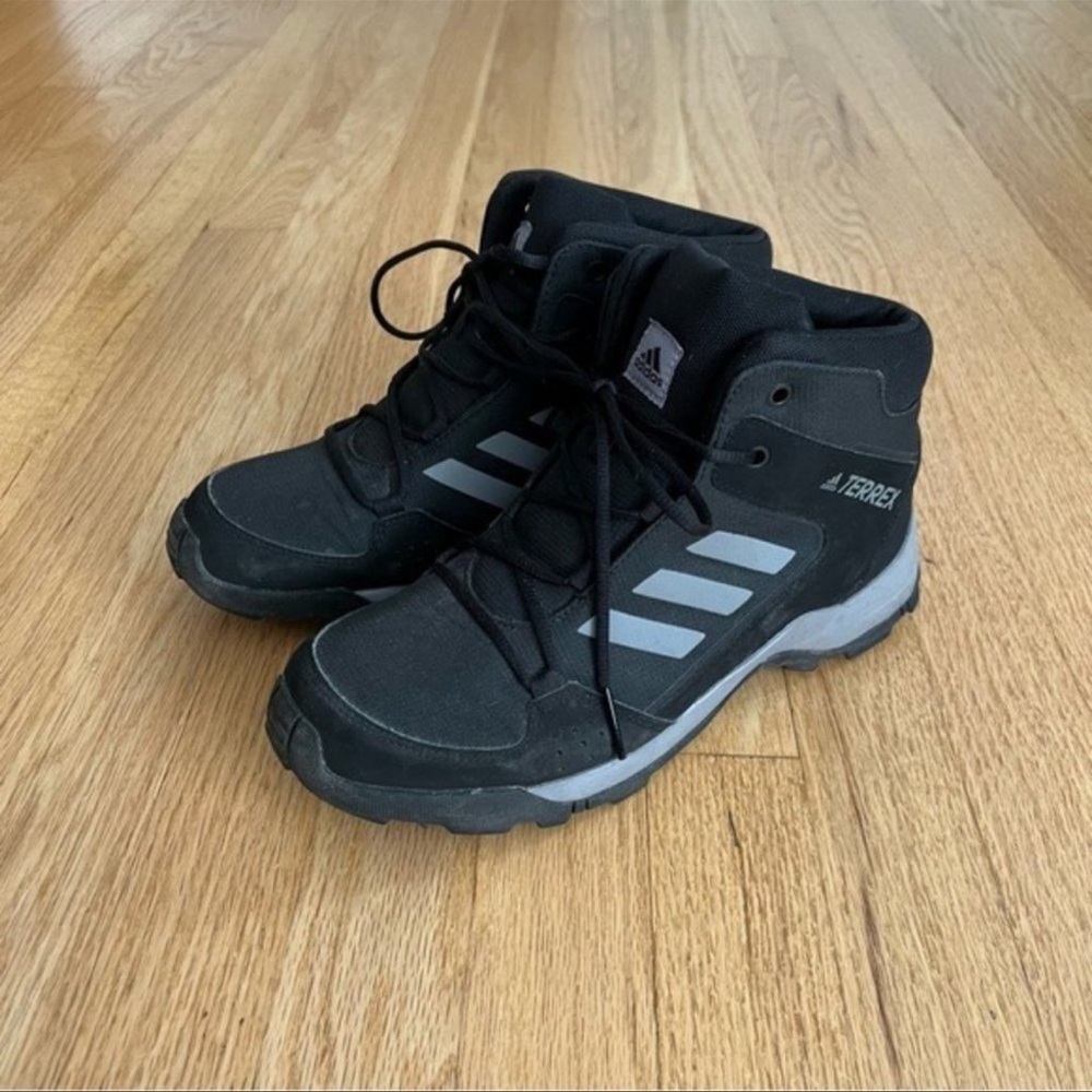 Adidas Terrex Hyperhiker Hiking Boots Big Kid’s Size 6.5